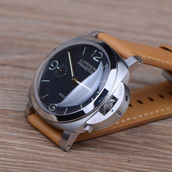 Panerai watch Luminor marina blue dial - Image 4