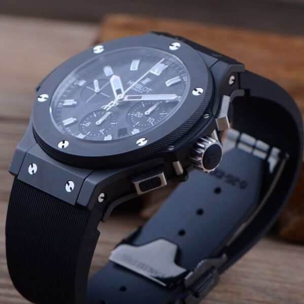 Hublot watch ceramic titanium chronograph - Image 4