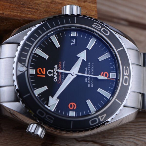 Omega watch Seamaster Planet Ocean 600M blue - Image 4
