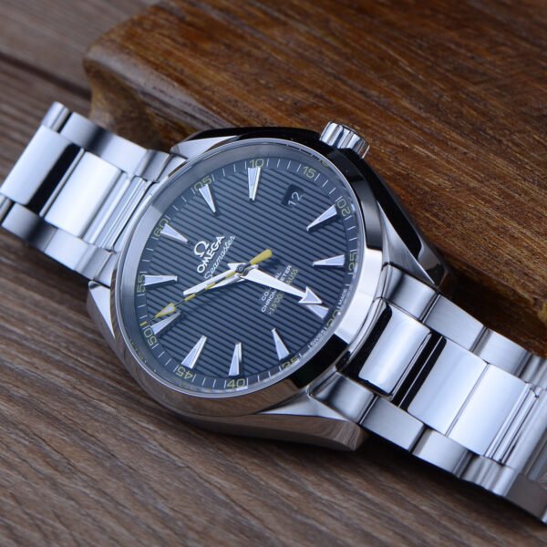 Omega Seamaster Aqua Terra 15000 Gauss - Image 4