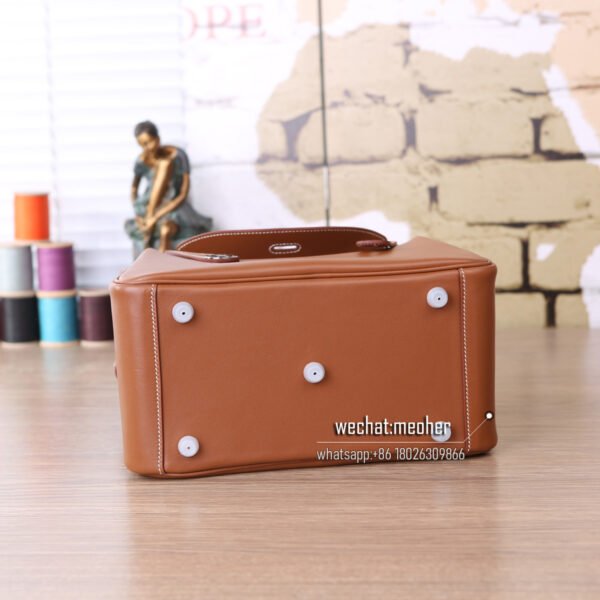 Hermes togo lindy 30cm c37 gold - Image 5