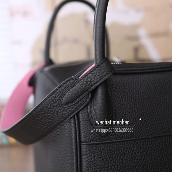 Hermes togo lindy 30cm ck89 black/pink two-tone - Image 3