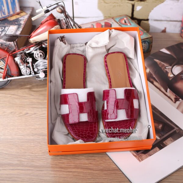 Customized Hermes oran sandal crocodile leather - Image 2