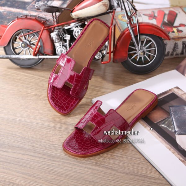 Customized Hermes oran sandal crocodile leather - Image 4