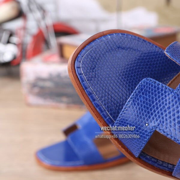 Customized Hermes oran sandal lizard leather bleu electrique - Image 6
