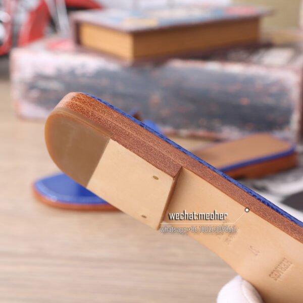 Customized Hermes oran sandal lizard leather bleu electrique - Image 8