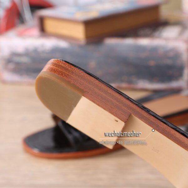 Customized Hermes oran sandal crocodile leather noir - Image 5