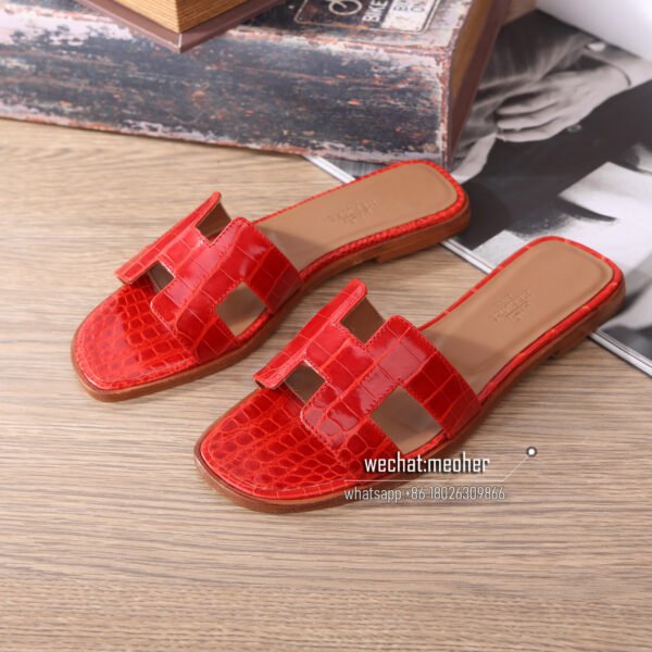 Customized Hermes oran sandal crocodile leather red - Image 4