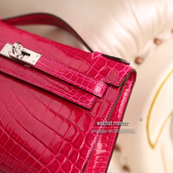 Hermes crocodile kelly pochette 22cm Ferrari red - Image 3