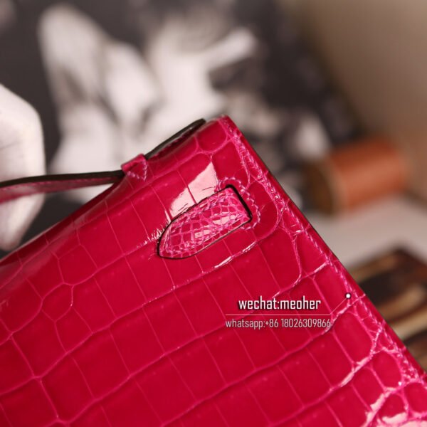 Hermes crocodile kelly pochette 22cm Ferrari red - Image 5