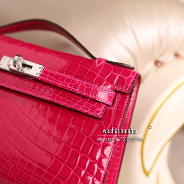Hermes crocodile kelly pochette 22cm Ferrari red - Image 7