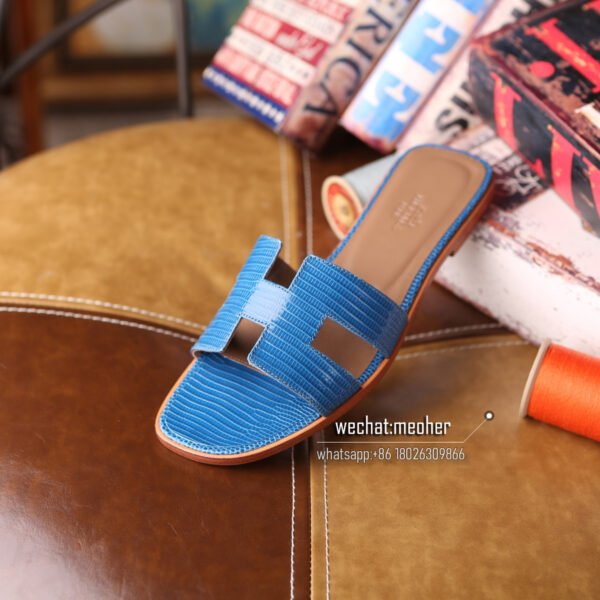 Customized Hermes oran sandal lizard leather blue - Image 3
