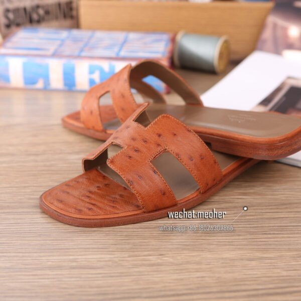 Hermes oran sandal ostrich leather brown - Image 3