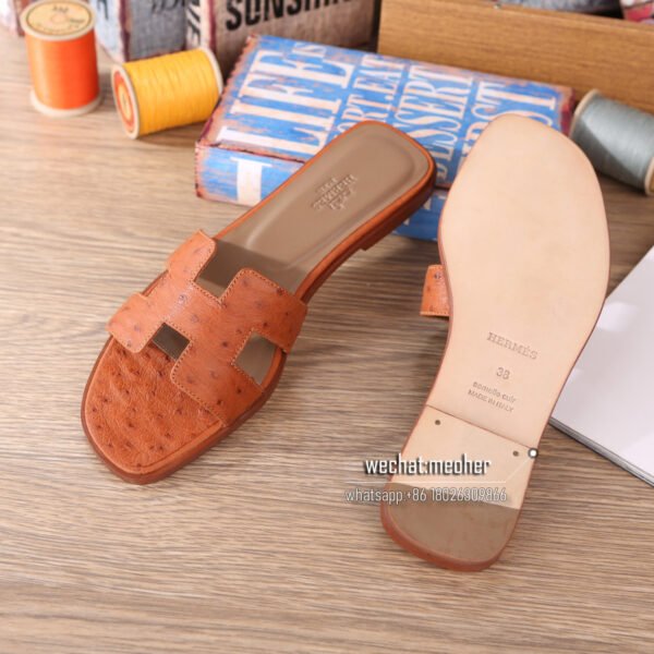 Hermes oran sandal ostrich leather brown - Image 6