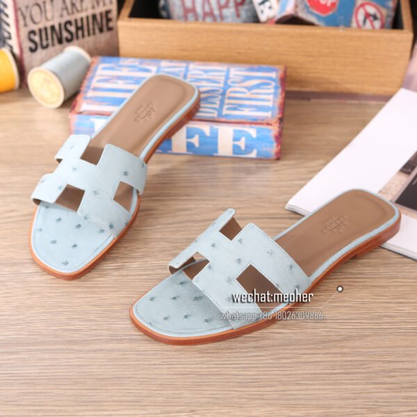 Hermes oran sandal ostrich leather glacier blue - Image 2