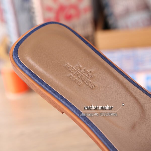 Hermes oran sandal ostrich leather dark blue - Image 6