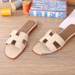 hermes ostrich leather oran sandal