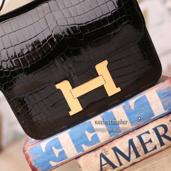 Hermes shiny crocodile constance 19cm ck89 noir - Image 4
