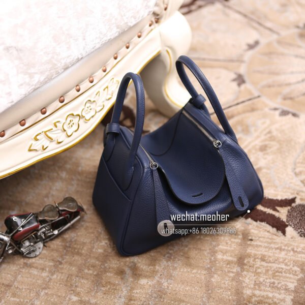 Hermes Lindy 30 Bag in 7K Bleu Abysse linTogo Leather