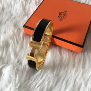 hermes clic H bracelelt gold hardware