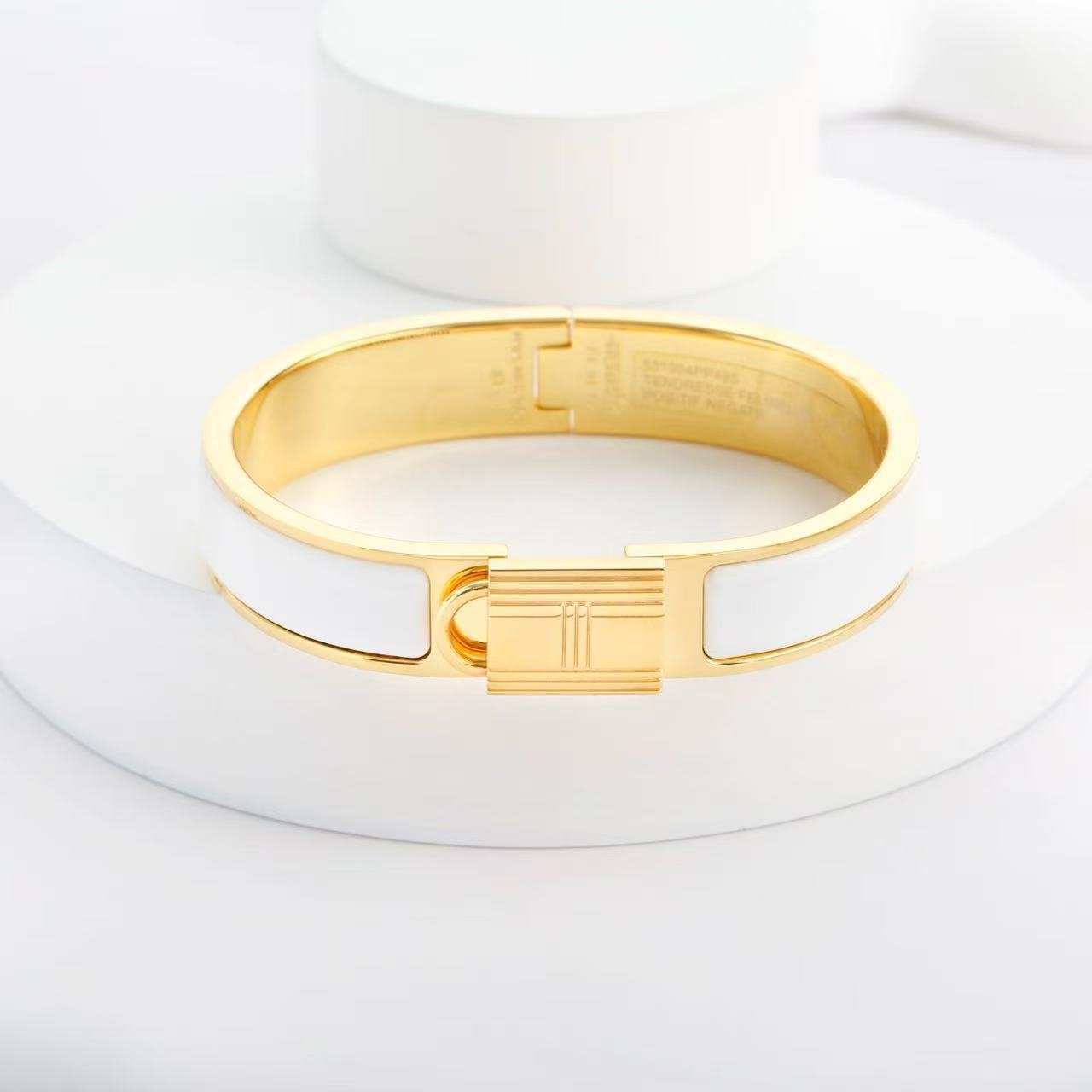 Hermes clic cadenas bracelet white - Image 6