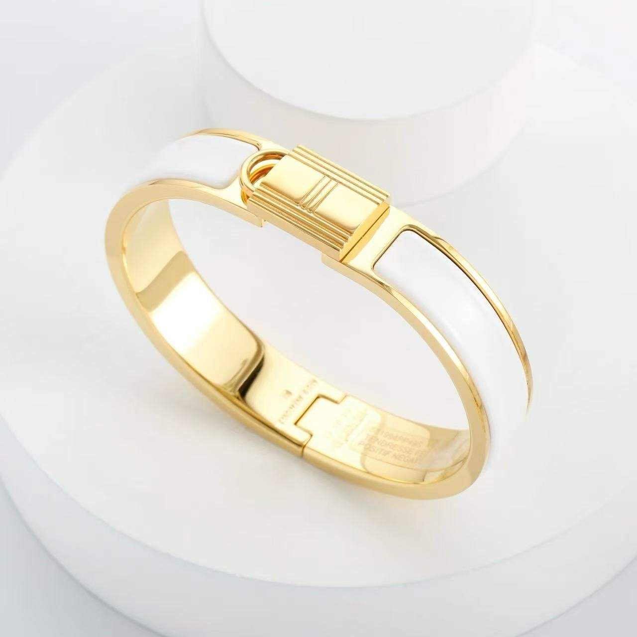 Hermes clic cadenas bracelet white - Image 7