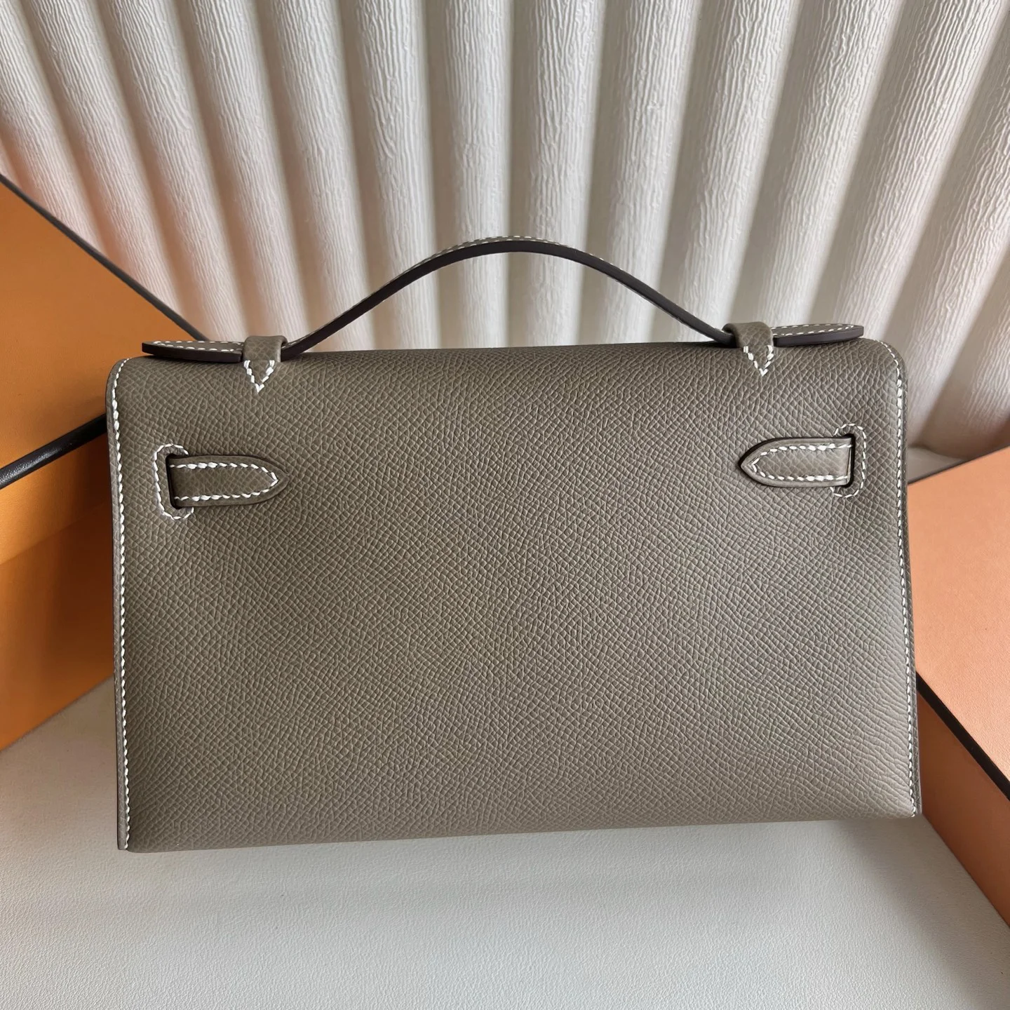 Hermes epsom kelly pochette 22cm ck18 etoupe ghw/phw - Image 8